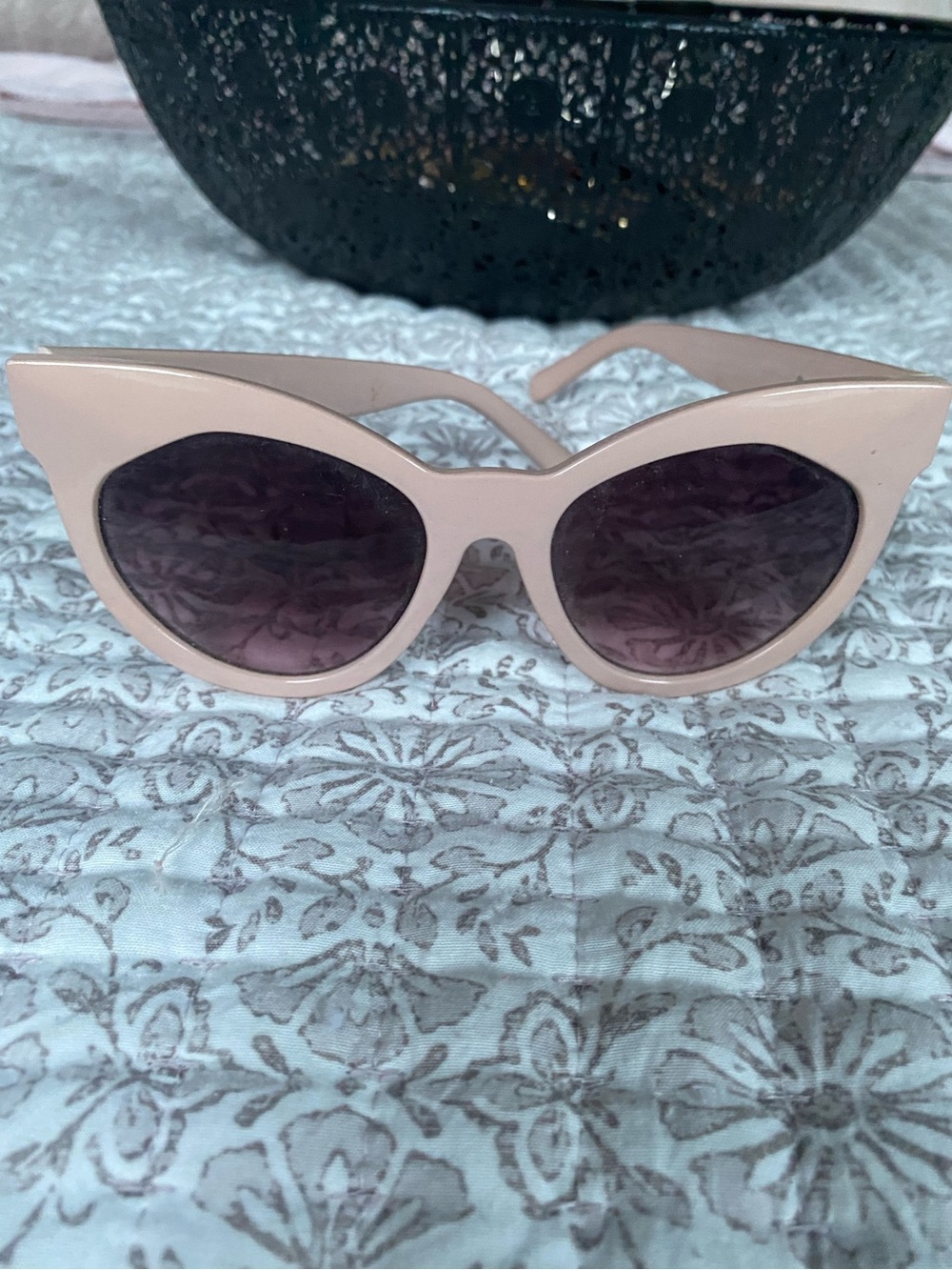 Beige tan cat eye sunglasses